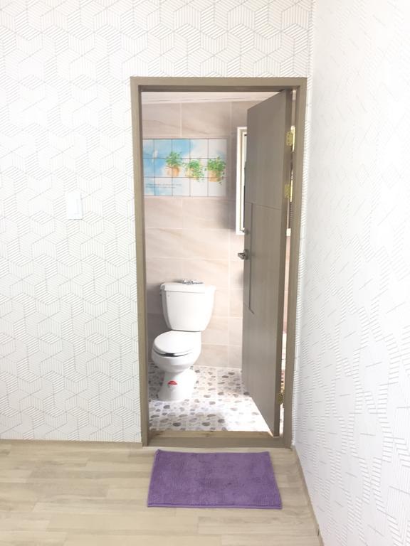 Yours Guesthouse In Тхонйон Екстер'єр фото